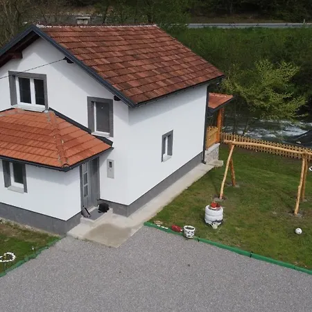 Amina Vinac-jajce Campingplatz Jajce