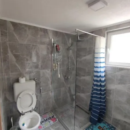 Campingplatz Amina Vinac-jajce *